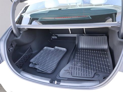 Certified 2025 Mercedes-Benz C 300 4MATIC Sedan image 17