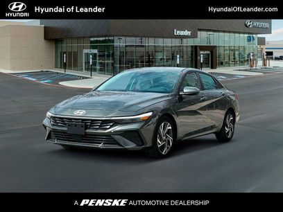 New 2025 Hyundai Elantra Limited