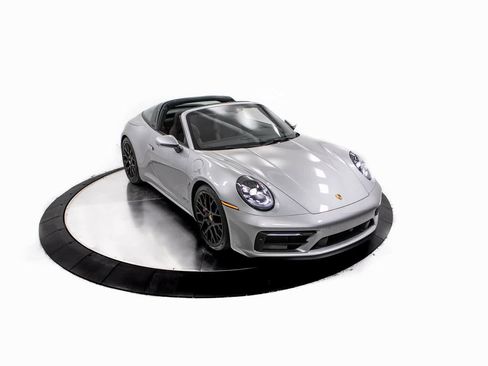 Used 2024 Porsche 911 Targa 4 GTS image 36