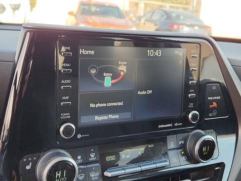 Used 2022 Toyota Highlander Bronze Edition image 15