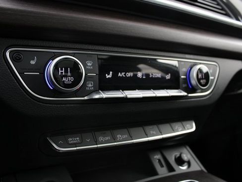 Used 2025 Audi Q5 2.0T Premium Plus image 11