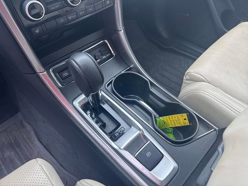 Used 2022 Subaru Ascent Limited w/ Technology Package image 29