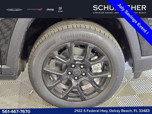 New 2026 Jeep Compass Latitude w/ Sun and Sound Group AWD/4WD image 13