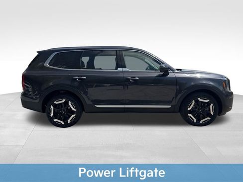 Used 2025 Kia Telluride S image 10