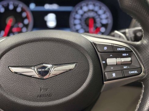 Used 2021 Genesis G70 3.3T AWD/4WD image 29
