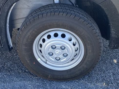 New 2026 RAM ProMaster 2500 w/ Convenience Group image 13