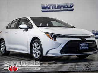 Used 2025 Toyota Corolla LE image 1