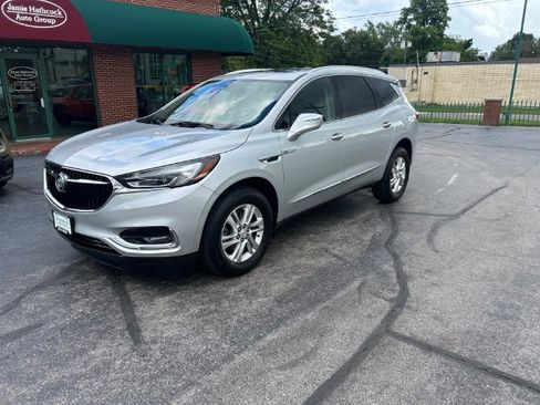 Used 2021 Buick Enclave Essence w/ Sound and Sites Package AWD/4WD image 1
