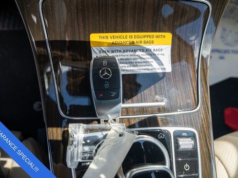 Used 2021 Mercedes-Benz C 300 4MATIC Sedan w/ Premium Package image 29