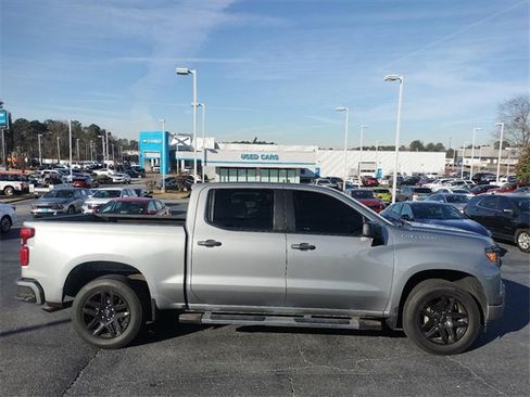 Used 2024 Chevrolet Silverado 1500 Custom image 8
