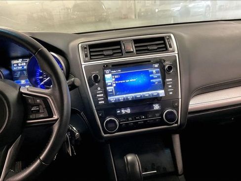 Used 2018 Subaru Outback 2.5i Premium image 6