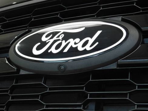 Used 2024 Ford F150 Lariat w/ Equipment Group 502A High AWD/4WD image 9