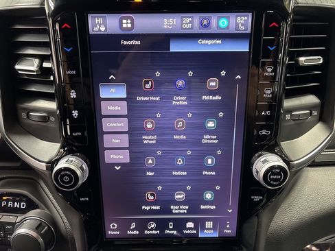 New 2026 RAM 1500 4x4 Crew Cab image 19