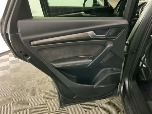 Used 2018 Audi SQ5 Prestige w/ Prestige Package AWD/4WD image 31