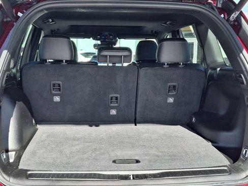 Used 2024 Jeep Grand Cherokee Altitude image 27