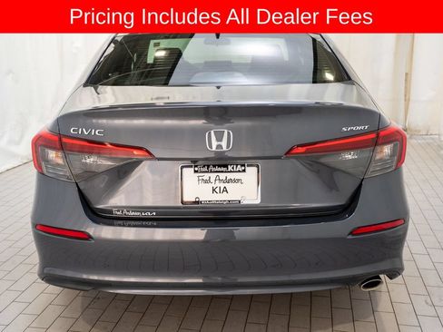 Used 2023 Honda Civic Sport image 4