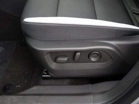 New 2025 Buick Envision Sport Touring image 36