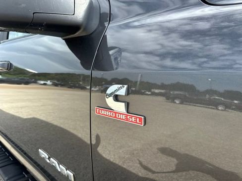 Used 2024 RAM 2500 Laramie w/ Safety Group AWD/4WD image 57