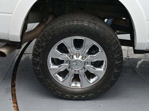 Used 2020 RAM 2500 Limited image 33