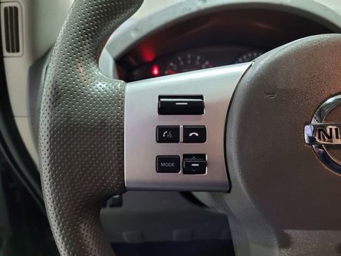 Used 2019 Nissan Frontier SV image 25