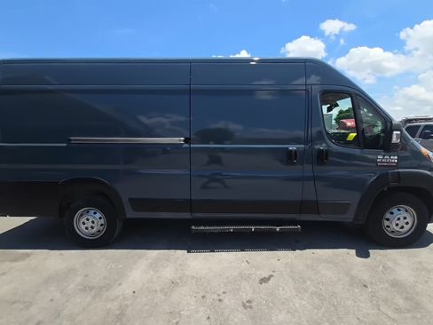 Used 2020 RAM ProMaster 3500 FWD image 2