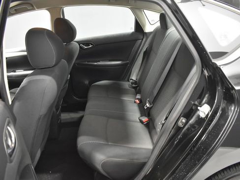 Used 2019 Nissan Sentra S w/ Appearance Package image 27