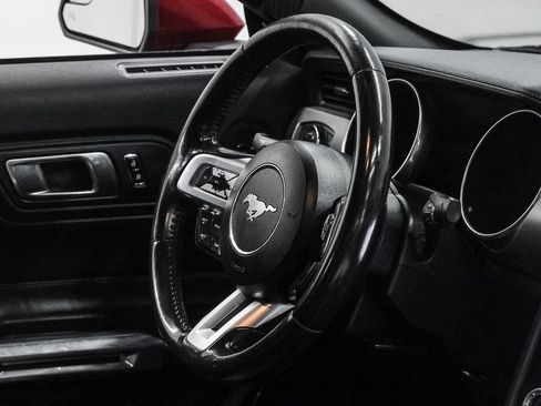 Used 2019 Ford Mustang Premium RWD image 19