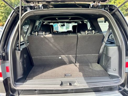 Used 2016 Lincoln Navigator Reserve image 36