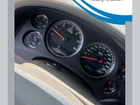 Used 2011 GMC Yukon SLT RWD image 1