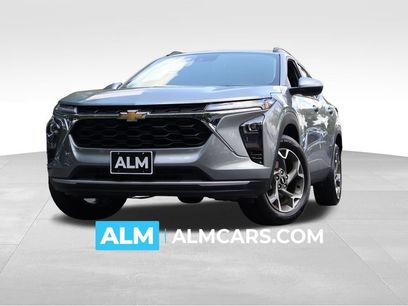 Used 2025 Chevrolet Trax LT