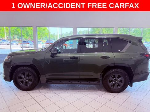 Used 2025 Lexus LX 700h Overtrail w/ Accessory Package (Z1) AWD/4WD image 4