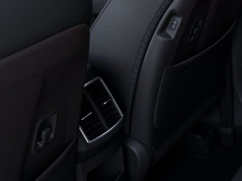 New 2026 Kia Sportage SX image 31