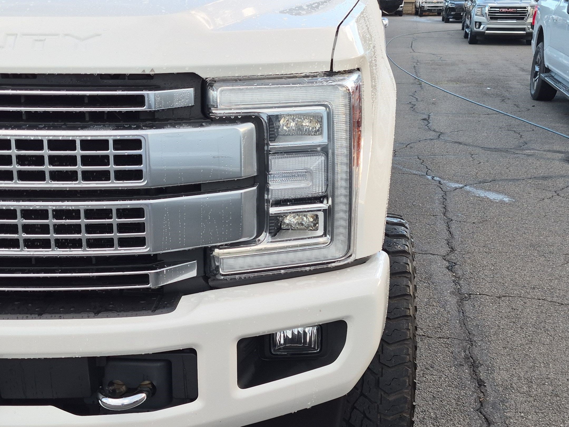 Used 2019 Ford F350 Platinum w/ Platinum Ultimate Package AWD/4WD image 12