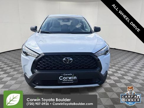 Used 2025 Toyota Corolla Cross L AWD/4WD image 2