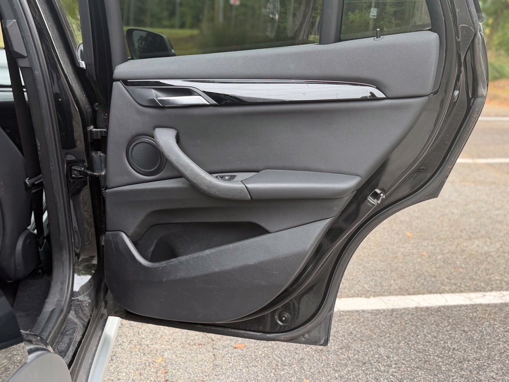 Used 2021 BMW X1 sDrive28i w/ Convenience Package FWD image 17