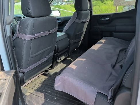 Used 2022 Chevrolet Silverado 1500 Custom AWD/4WD image 13