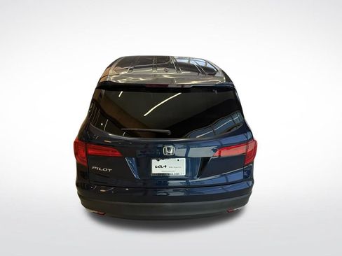 Used 2017 Honda Pilot EX image 16