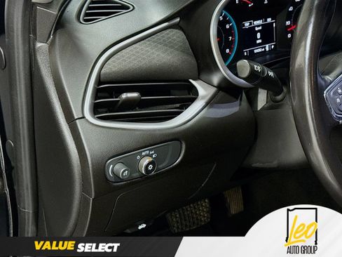 Used 2020 Chevrolet Malibu RS FWD image 12