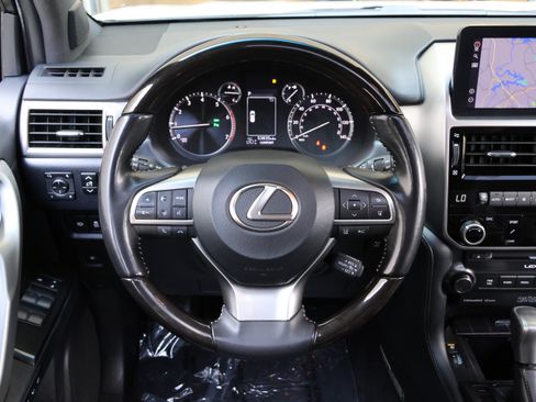 Certified 2023 Lexus GX 460 Luxury w/ Sport Design Package AWD/4WD image 29