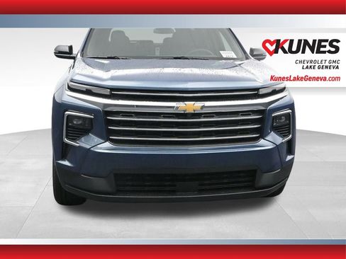 New 2026 Chevrolet Traverse LT w/ LPO, Floor Liner Package image 4