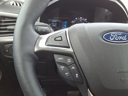 Used 2023 Ford Edge Titanium w/ Equipment Group 301A AWD/4WD image 17