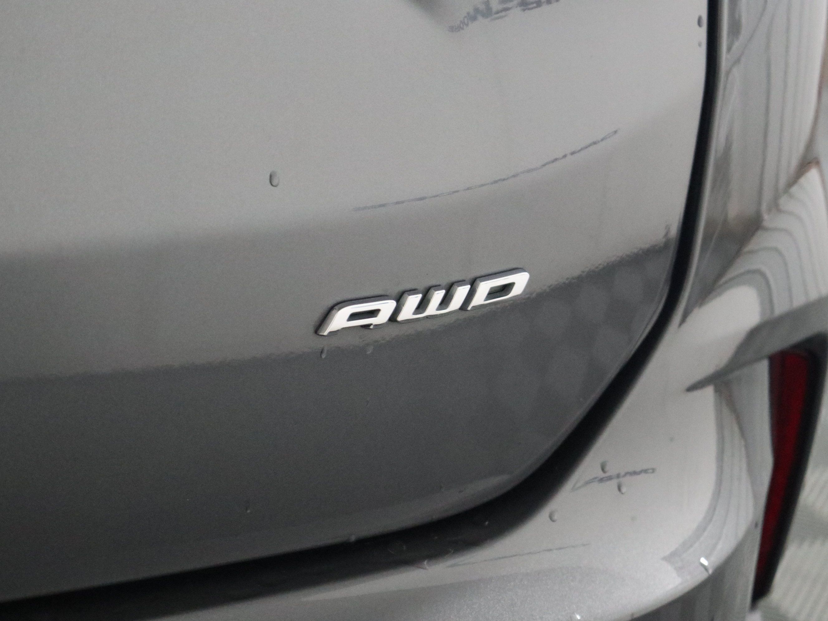 Used 2024 Ford Edge SEL AWD/4WD image 35