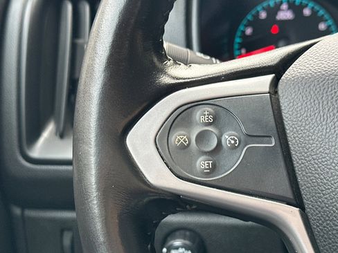 Used 2021 Chevrolet Colorado LT image 29