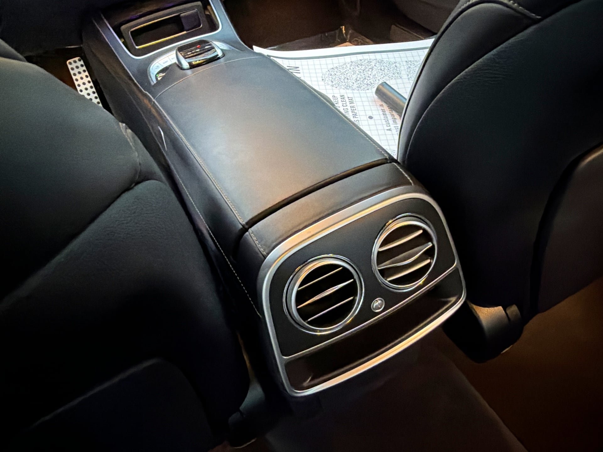 Used 2020 Mercedes-Benz S 560 4MATIC Sedan image 24