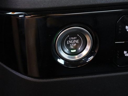 Used 2024 Chevrolet Silverado 1500 LT AWD/4WD image 15