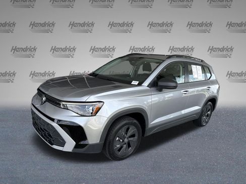 Used 2025 Volkswagen Taos S FWD image 4