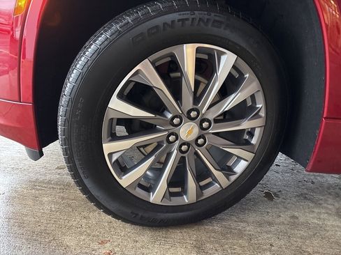 Used 2023 Chevrolet Traverse Premier w/ LPO, Floor Liner Package image 38