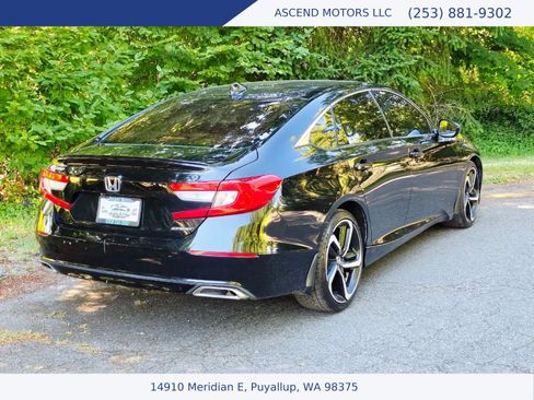 Used 2018 Honda Accord Sport image 5