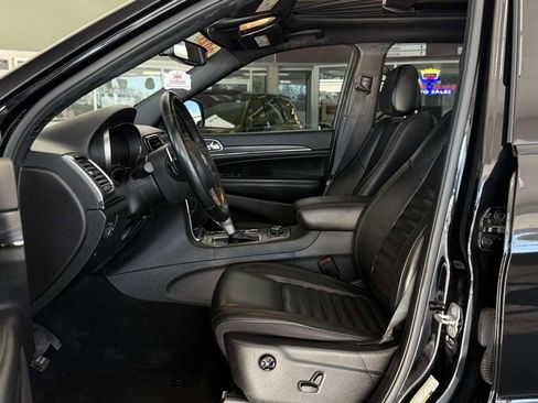 Used 2021 Jeep Grand Cherokee Limited X image 24