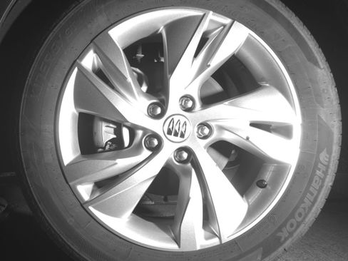 Used 2025 Buick Encore GX Preferred AWD/4WD image 12